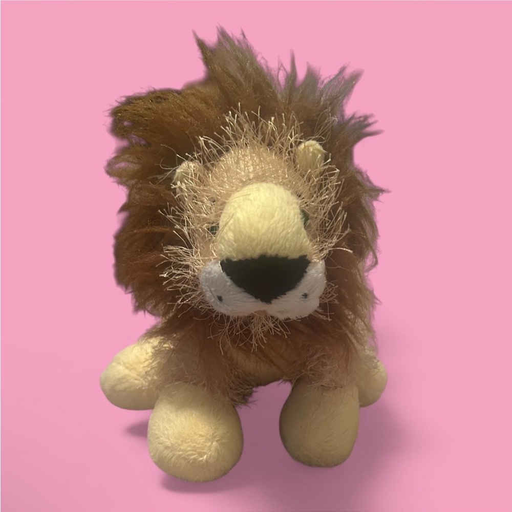 Webkinz Lion Stuffed Animal with used tag